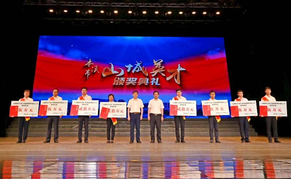 cbb27ff2d9834ffa93aa9a175f7c959d.jpg