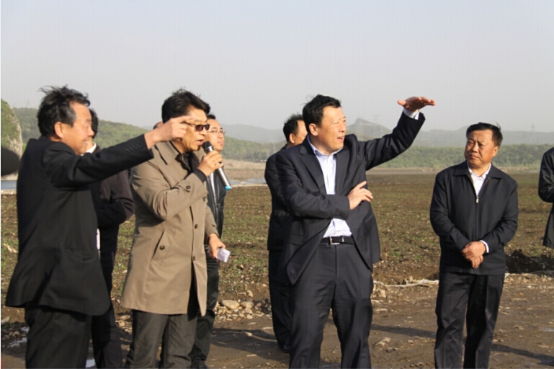 市长崔枫林到平山区调研