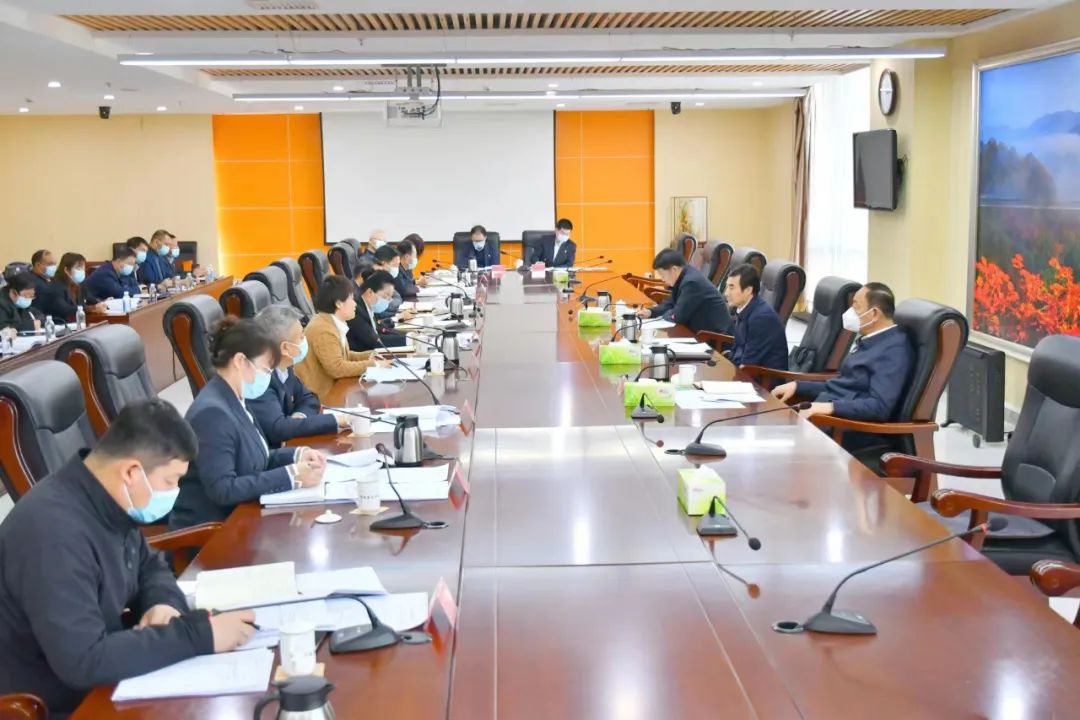 吴澜到市发改委和市商务局开展工作调研