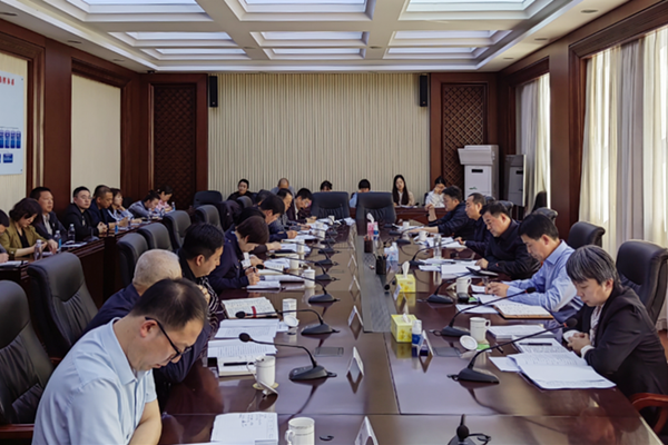 吴世民主持召开座谈会 调度我市商务系统经济指标相关工作