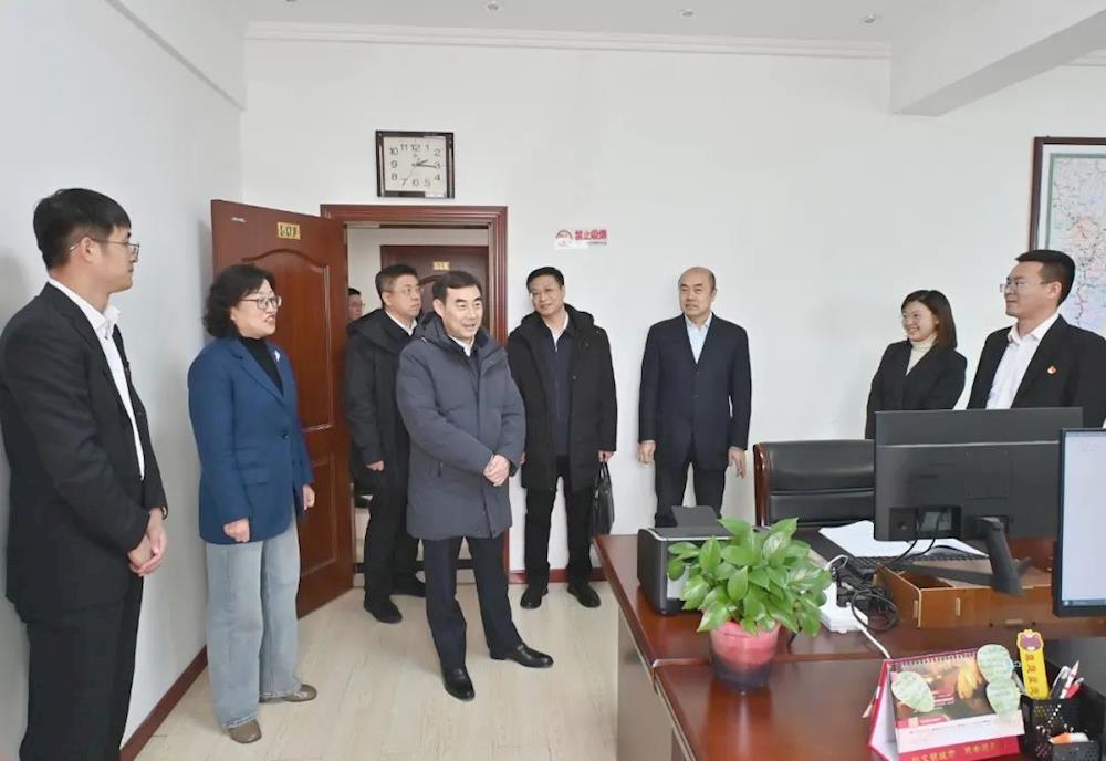 吴澜到市交通运输局开展工作调研