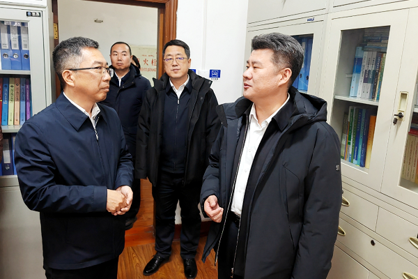 孙付春到部分中省直单位调研并走访慰问消防指战员和公安干警