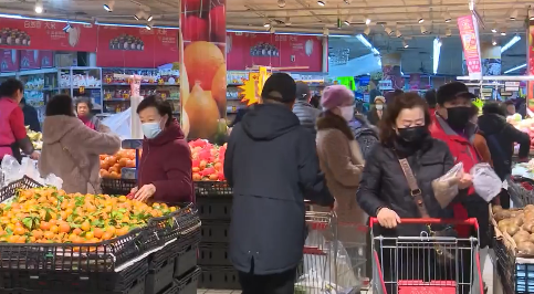 应对严寒天气 货足价稳保民生